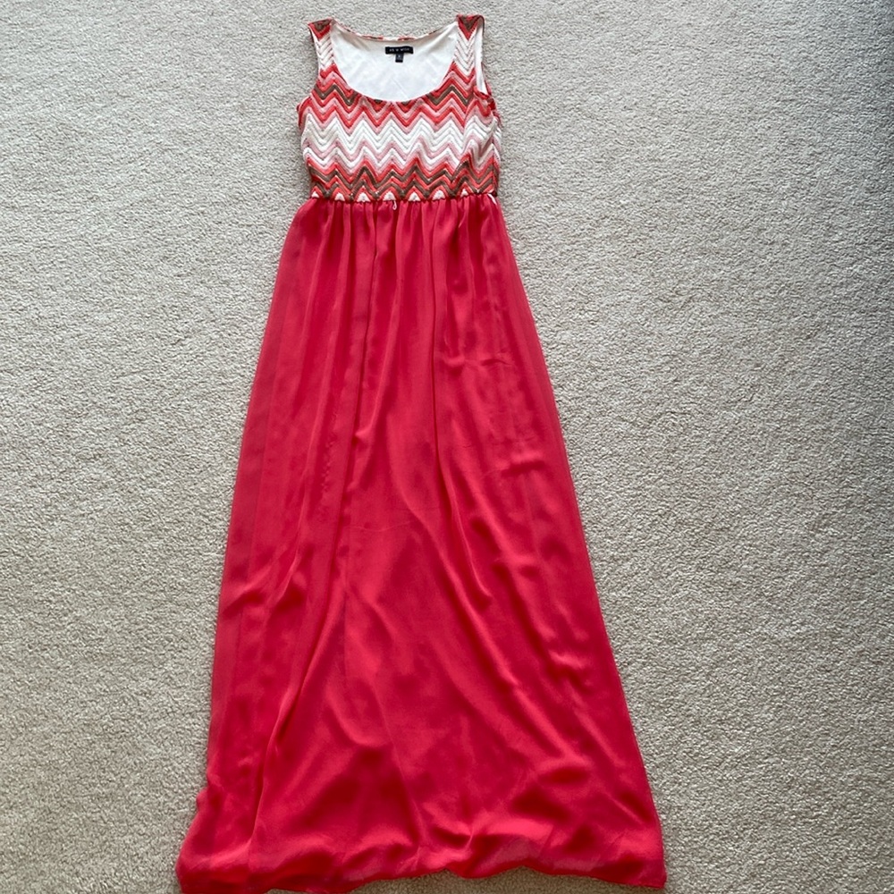 Fuschia flowy maxi dress with posterior midline slit from As U Wish.